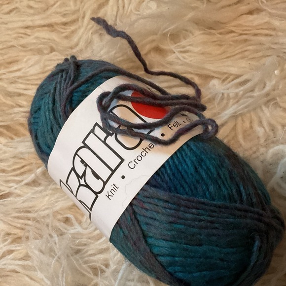 KaraKe Soy Silk Yarn variegated colors - Picture 6 of 6